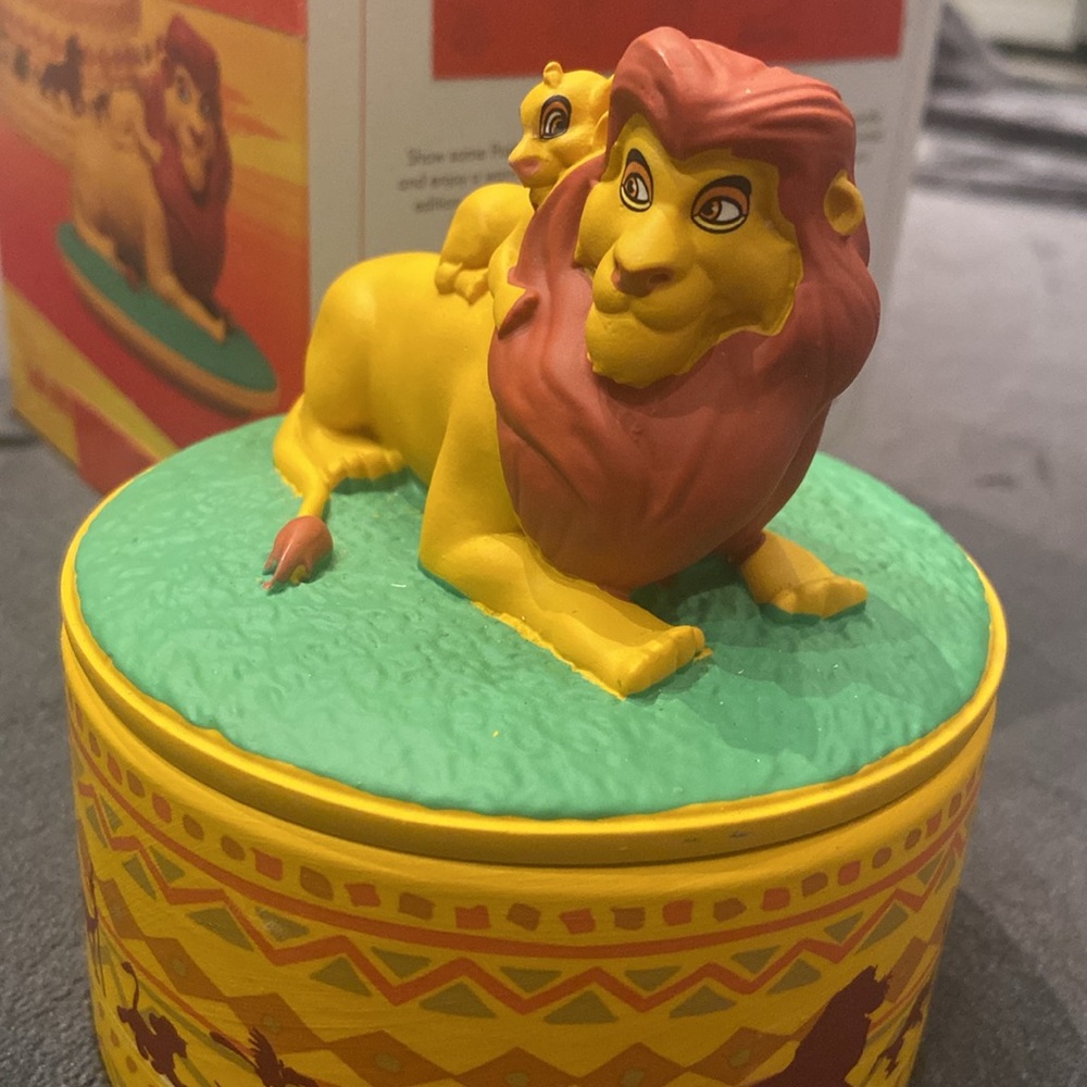 🍭🦁LK Simba and Mufasa charmed aroma Disney jewelry holder WITHOUT JEWELRY